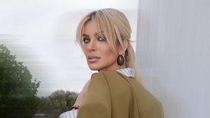 Κατερίνα Καινούργιου: Η αλλαγή στην εμφάνισή της – Μάκρυνε ξανά τα μαλλιά της (vid)