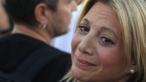 Μαρία Καρυστιανού: “Η Ελλάδα έχει εκτροχιαστεί και παραμένει εκεί” – Η συνέντευξή της στο Politico