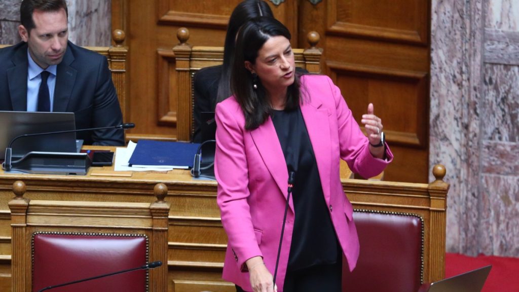 Κεραμέως: “Η ΝΔ θα θέσει σε ονομαστική ψηφοφορία όλα τα άρθρα του νομοσχεδίου”