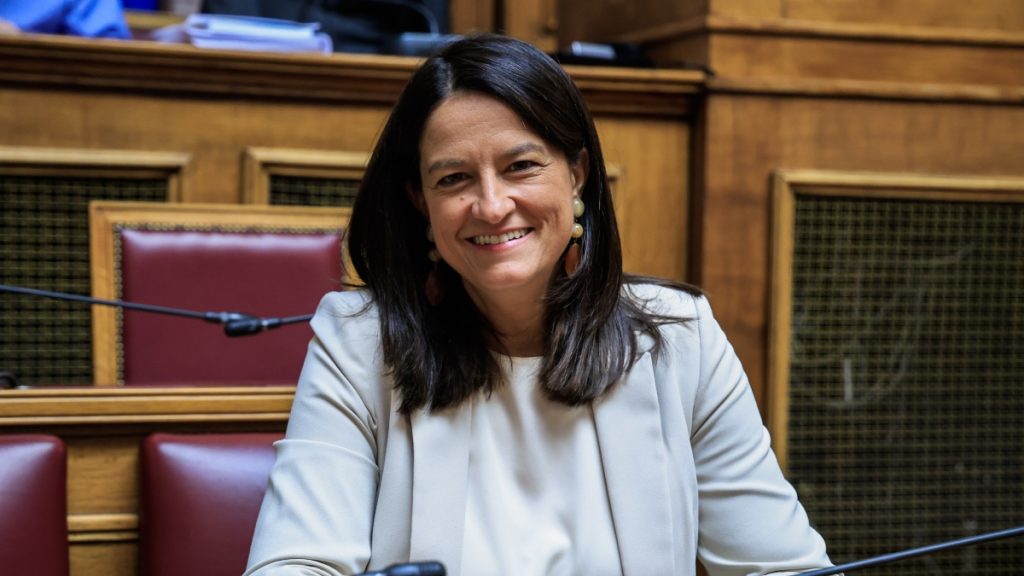 Κεραμέως: “Το εργασιακό νομοσχέδιο αφορά τον ιδιωτικό τομέα – Δεν επηρεάζεται καθόλου το Δημόσιο”