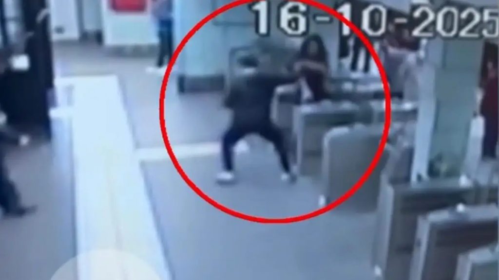 Κλέφτης άρπαξε χρυσές αλυσίδες από τον λαιμό τουρίστριας – Είχε συλληφθεί ξανά αλλά κυκλοφορούσε ελεύθερος (Βίντεο)
