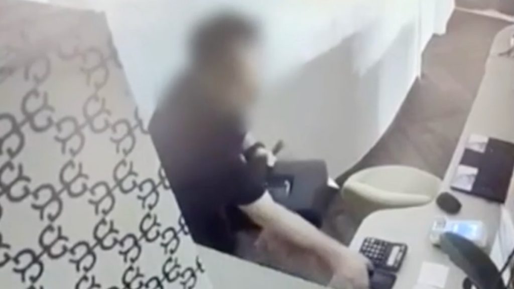 Κολωνάκι: 54χρονος “ξάφριζε” καταστήματα επί μήνες – Συνελήφθη από την αστυνομία – Τι βρέθηκε σπίτι του