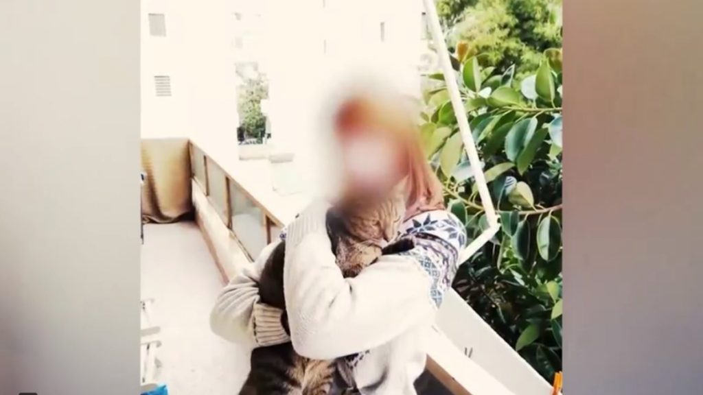 Κορωπί: Αποσωληνώθηκε η 40χρονη που ξυλοκοπήθηκε από τον σύζυγό της – Παραμένει σοβαρή η κατάστασή της