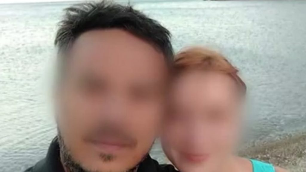 Κορωπί: Στον εισαγγελέα ο 50χρονος για τον ξυλοδαρμό της συζύγου του – «Έγινε ληστεία στο σπίτι μου, εγώ έλειπα σε ταξίδι»