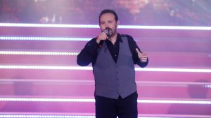 Κώστας Μακεδόνας: Πένθος για τον γνωστό τραγουδιστή – «Αντίο αγοράκι μου καλό» (pic)