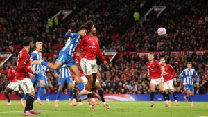 Μπάμπης Κωστούλας: Παρθενικό γκολ με την Μπράιτον στην ήττα με 4-2 από την Μάντσεστερ Γιουνάιτεντ