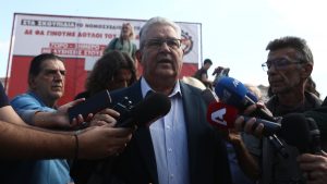 Κουτσούμπας: “Η σημερινή μάχη για την απόσυρση του επαίσχυντου νομοσχεδίου για τις 13 ώρες δουλειάς είναι μόνο η αρχή”
