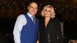 Κρατερός Κατσούλης: «Με την Κατερίνα Καραβάτου δεν συμβουλευόμαστε ο ένας τον άλλο»