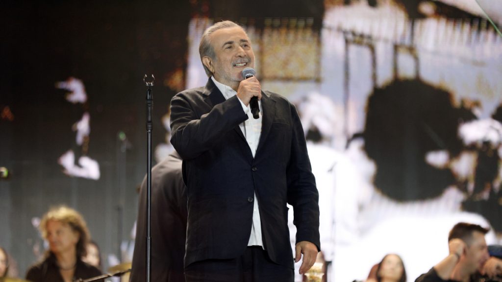Λάκης Λαζόπουλος: Ανακοίνωσε ότι θα περιορίσει τις εμφανίσεις του στο θέατρο – Ο λόγος