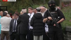 Βρετανία: Συναγερμός στο Μάντσεστερ – Επίθεση με μαχαίρι σε συναγωγή, 4 τραυματίες