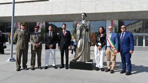 Η Μαρία Κάλλας ζωντανεύει σε γλυπτό του Νίκου Φλώρου στη Φλωρεντία
