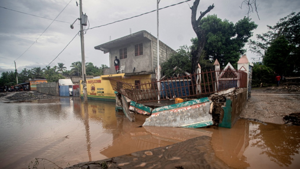 Σχεδόν 50 νεκροί από τον κυκλώνα Μελίσα που “σαρώνει” την Καραϊβική