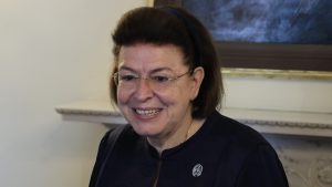 Μενδώνη: Η χειροτεχνία είναι επάγγελμα, δημιουργική απασχόληση και μέσο οικονομικής αυτοτέλειας