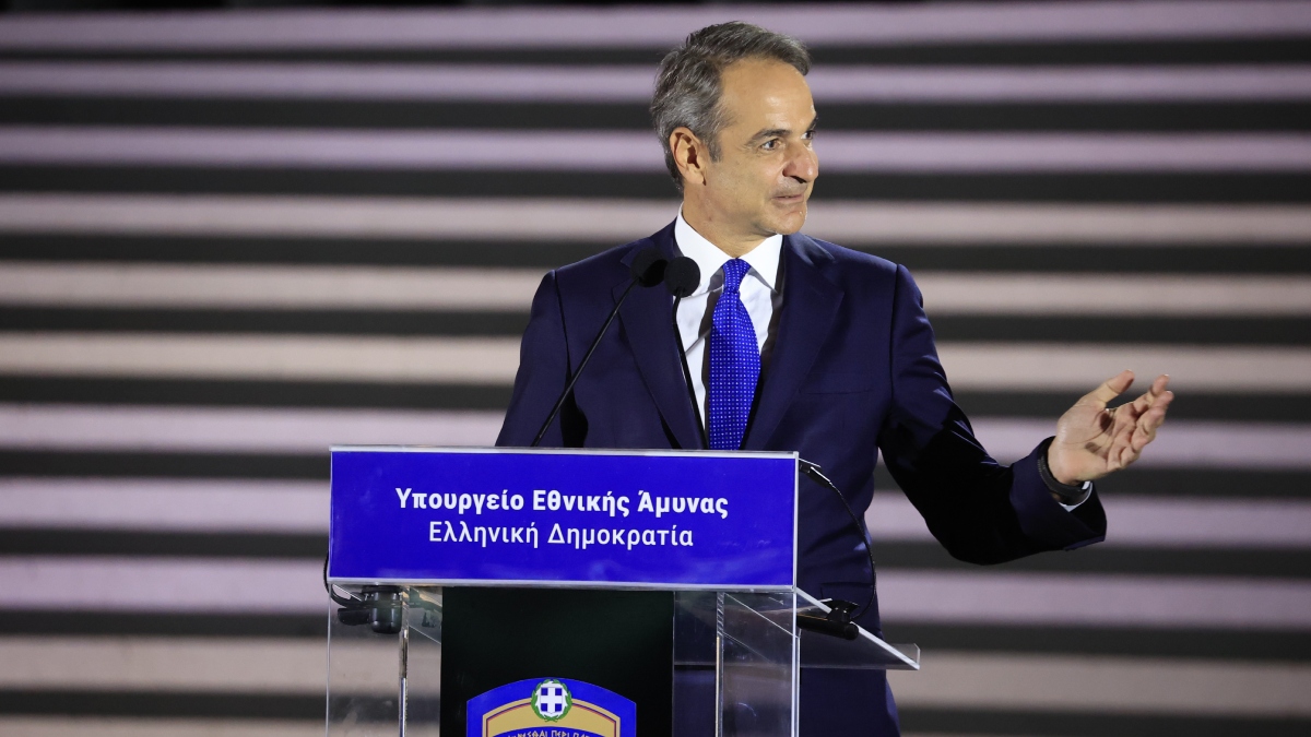 Μητσοτάκης: «Σε εξέλιξη το πιο φιλόδοξο πρόγραμμα εκσυγχρονισμού στην ιστορία των ΕΔ»