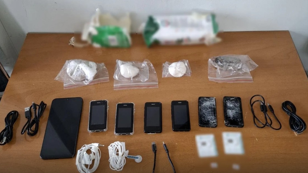 Φυλακές Τρικάλων: Ναρκωτικά, μαχαίρια και κινητά στα κελιά των κρατουμένων (Φωτογραφίες)