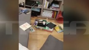 Γλυκά Νερά: Σοκαριστικό ντοκουμέντο μετά τη δολοφονία της Καρολάιν – Η στιγμή που φτάνουν οι αστυνομικοί και την αντικρίζουν νεκρή