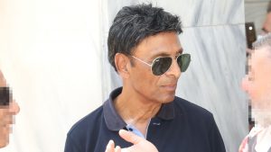 Βασίλης Παϊτέρης: «Δεν είμαι καθόλου καλά σήμερα, θα τα πούμε αύριο», είπε μετά την αποφυλάκισή του