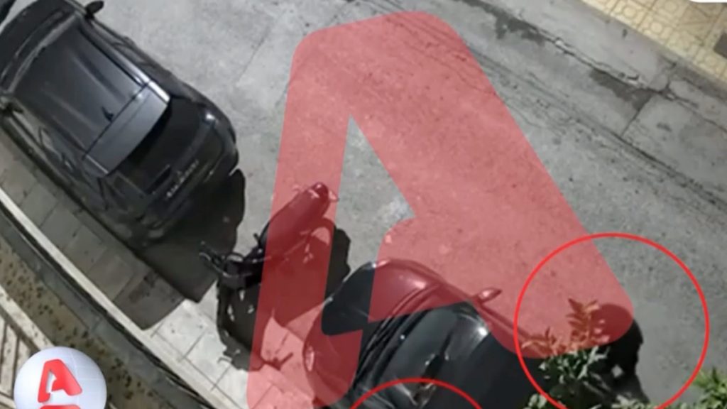 Περιστέρι: «Επαγγελματικά» άνοιξαν και έκλεψαν αυτοκίνητο σε λιγότερο από 90 δευτερόλεπτα