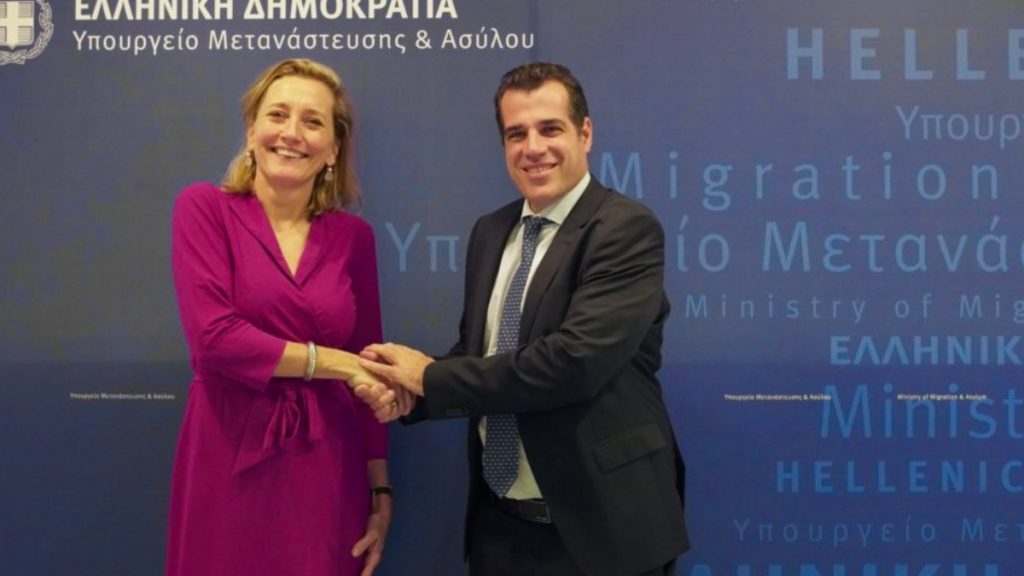 Θάνος Πλεύρης: Συναντήθηκε με την Πρέσβη της Ολλανδίας στην Ελλάδα