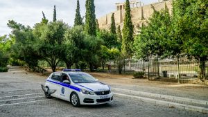 Έρχονται ένστολοι αστυνομικοί σε μουσεία και αρχαιολογικούς χώρους – Το σχέδιο της ΕΛΑΣ μετά την διάρρηξη στο Λούβρο