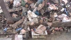 Συναγερμός στην Πρέβεζα: Απόβλητα από την Κέρκυρα θάφτηκαν παράνομα δίπλα στον ποταμό Λούρο