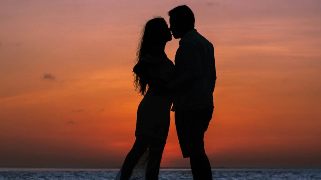 3 ζώδια που θα προσελκύσουν το άτομο των ονείρων τους αυτή τη σεζόν – Θα βρουν τον ιδανικό σύντροφο