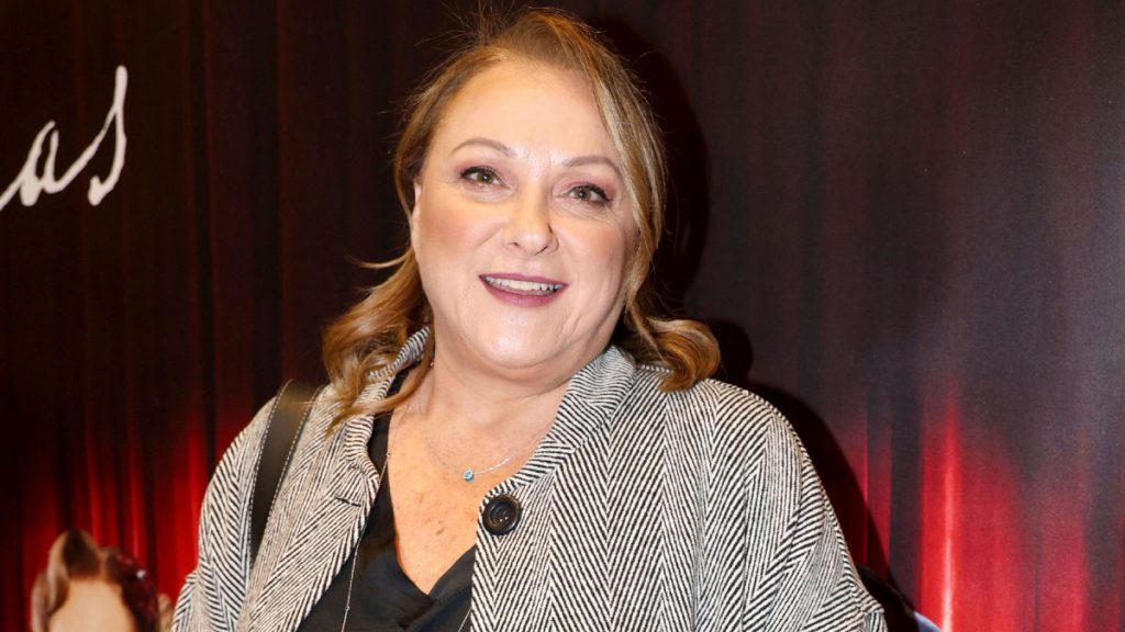 Ρένια Λουιζίδου: Η σπάνια αναφορά στον 25χρονο γιο της – «Είμαι περήφανη, εκτιμώ τον τρόπο σκέψης του»