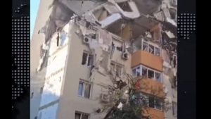 Ρουμανία: Δύο νεκροί από έκρηξη σε πολυκατοικία – Κατέρρευσαν δύο όροφοι, 13 τραυματίες