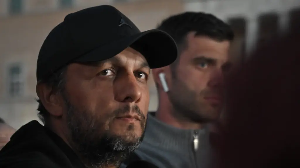 Πάνος Ρούτσι: “Αυτοκίνητο χωρίς πινακίδες και φιμέ τζάμια προσπάθησε να με παρασύρει” – Σοκάρει η καταγγελία του