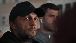 Πάνος Ρούτσι: “Αυτοκίνητο χωρίς πινακίδες και φιμέ τζάμια προσπάθησε να με παρασύρει” – Σοκάρει η καταγγελία του