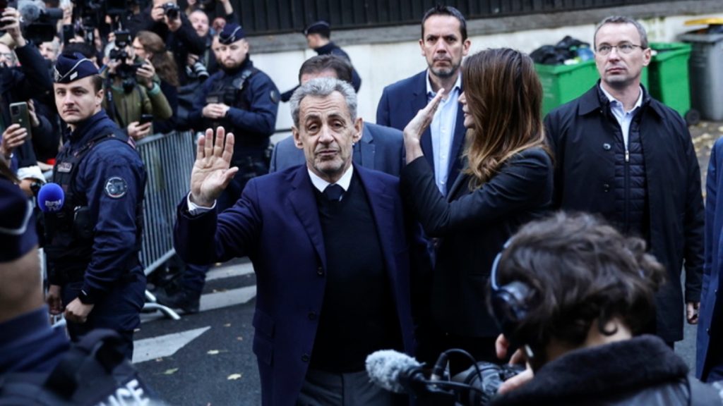 Νικολά Σαρκοζί: Το πρώτο βράδυ στη φυλακή – Σε απομόνωση με… δύο σωματοφύλακες