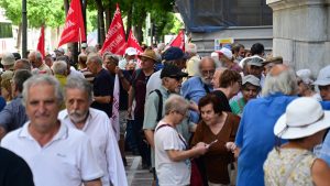 Καμία αλλαγή στα όρια συνταξιοδότησης με βέτο της Κεραμέως – Τι αλλάζει μετά το 2030