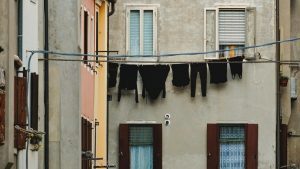 Ιταλία: Η κυβέρνηση αυξάνει τον φόρο για βραχυχρόνιες μισθώσεις ακινήτων