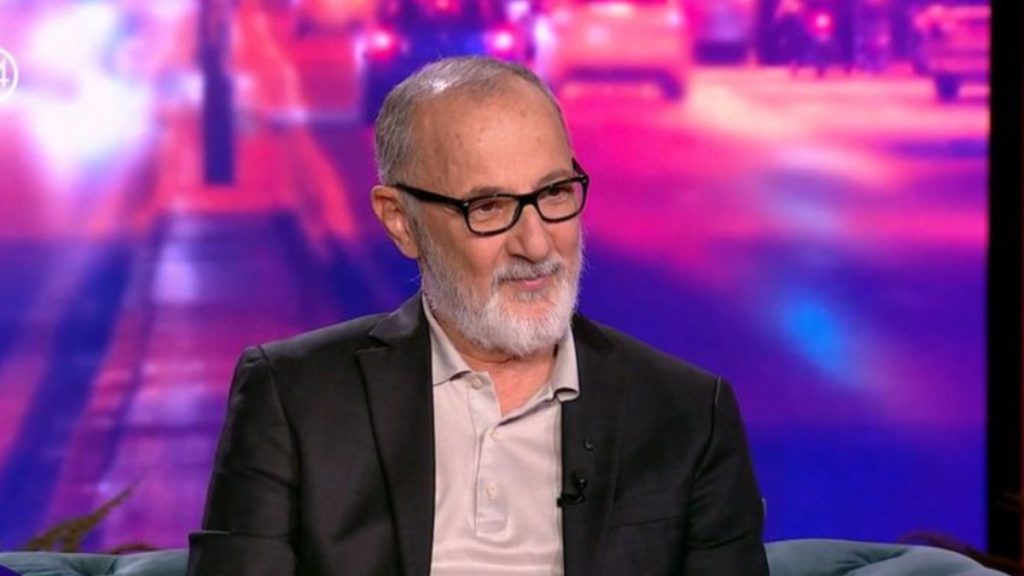 Στέλιος Μάινας: «Ο πατέρας μου πέθανε όταν ήμουν τεσσάρων ετών, ήρωάς μου ήταν η μάνα μου»