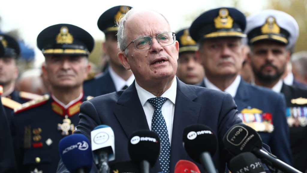 Τασούλας: “Η φιλοπατρία των ηρώων του ’40 μας καθοδηγεί για να ανταπεξέλθουμε στις απαιτήσεις των καιρών”