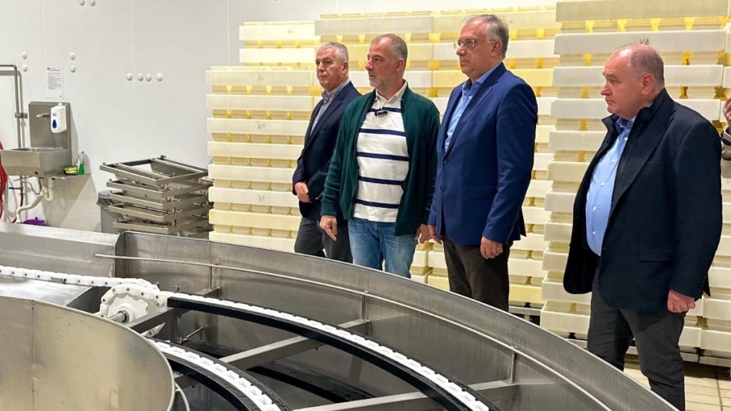 Τάκης Θεοδωρικάκος: «Επενδύουμε στην παραγωγική Ελλάδα και στην αναγέννηση της ελληνικής περιφέρειας»