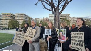Θεσσαλονίκη: Συγκέντρωση συμπαράστασης στον Πάνο Ρούτσι στο «Δέντρο της μνήμης»