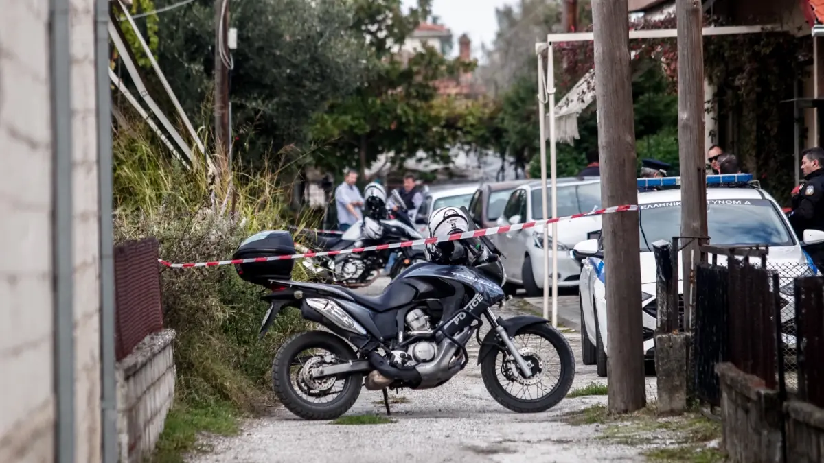 Τρίκαλα: «Δεν είχαμε καταλάβει ότι είχε τόσο μίσος μέσα του για τη μητέρα του – Δεν τα τάιζε» λέει ο θείος του 18χρονου