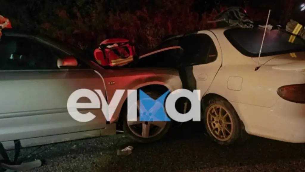 Τραγωδία στην Εύβοια: Ένας νεκρός και τέσσερις τραυματίες στο τροχαίο δυστύχημα στην Λαμπούσα (Φωτογραφίες)