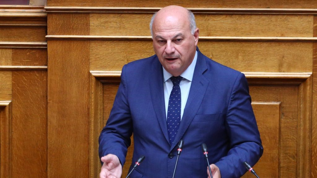 Τσιάρας: “Συστήνεται Εθνική Επιτροπή για την ευλογιά των αιγοπροβάτων”