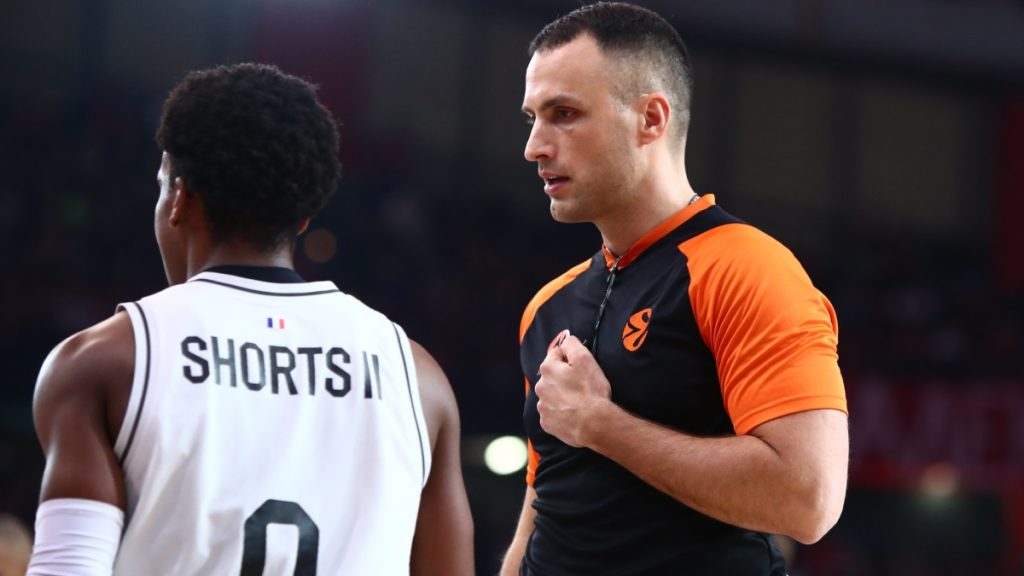 EuroLeague: Βίντεο-ντοκουμέντο από την σύλληψη του διαιτητή Ούρος Νίκολιτς – Βαρύ το κατηγορητήριο για τους συλληφθέντες