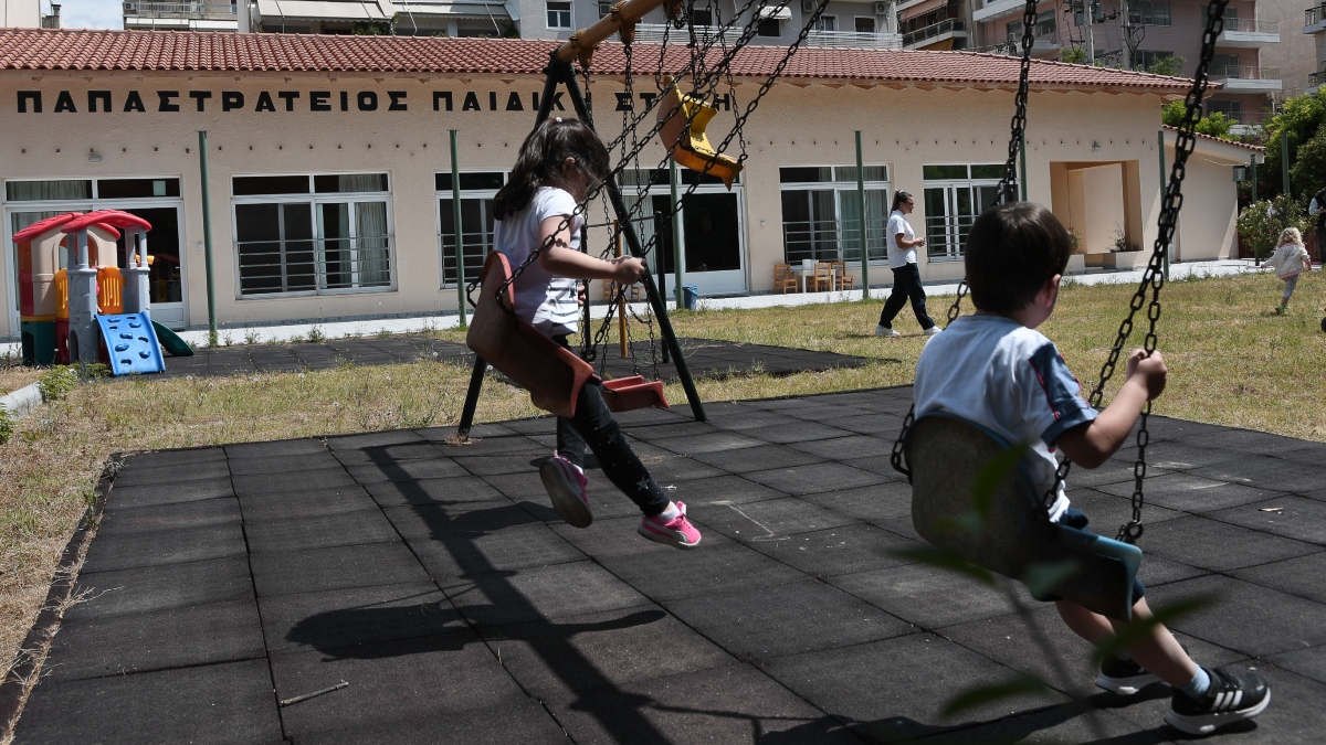 Από σήμερα οι αιτήσεις για τα vouchers βρεφονηπιακών σταθμών – Ποια είναι τα νέα εισοδηματικά κριτήρια