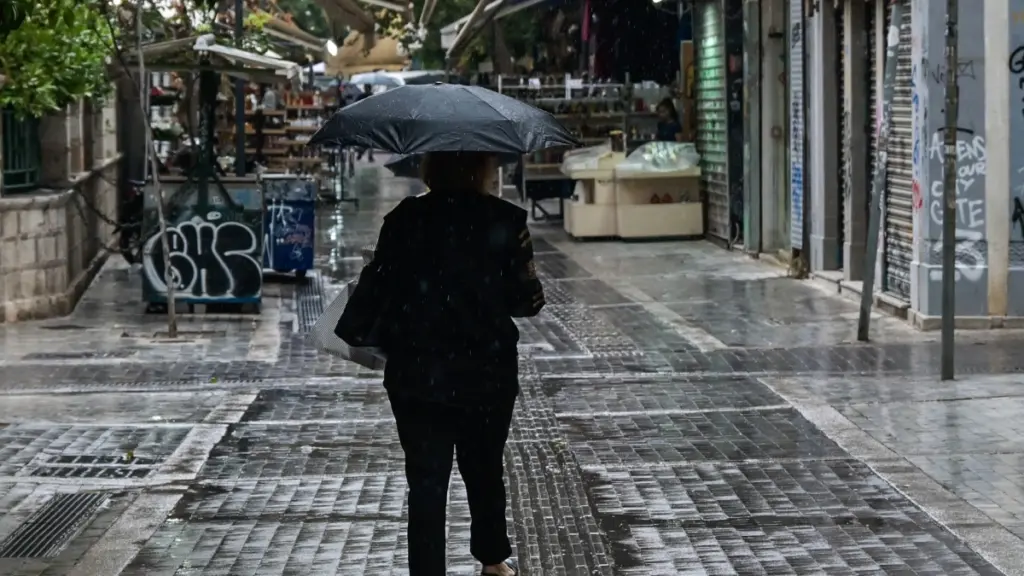 Καιρός: Η κακοκαιρία Adel θα σαρώσει τη χώρα το επόμενο 48ωρο – Σε ποιες περιοχές τα φαινόμενα θα είναι πιο έντονα