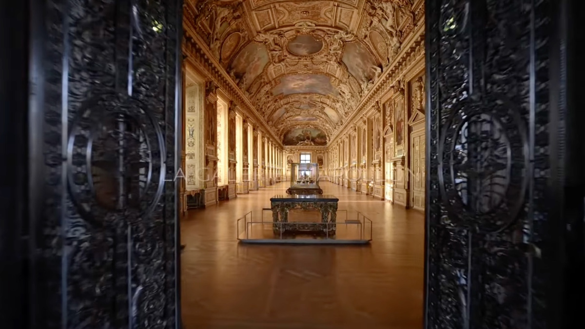 Η αίθουσα του Απόλλωνα στο Λούβρο: Το χρυσό αριστούργημα του «Βασιλιά Ήλιου» στο στόχαστρο των διαρρηκτών