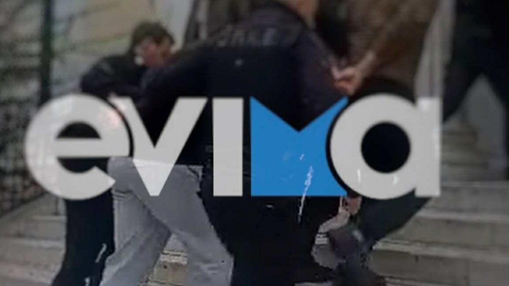 Χαλκίδα: Στα δικαστήρια οι συλληφθέντες για τη δολοφονία του 20χρονου – “Μάριε ζεις”, συγκλονιστικές στιγμές στο σημείο της τραγωδίας