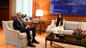 Συνάντηση Μητσοτάκη – Γκίλφοϊλ: “Σε ιστορικά υψηλά οι σχέσεις μας” – “Θα πάμε σε νέα ύψη τη στρατηγική συνεργασία μας” (βίντεο)