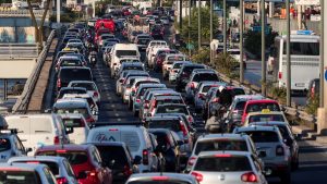 Κίνηση τώρα: Δύσκολος ο Κηφισός, μεγάλες καθυστερήσεις σε Κηφισίας και Λεωφόρο Αθηνών