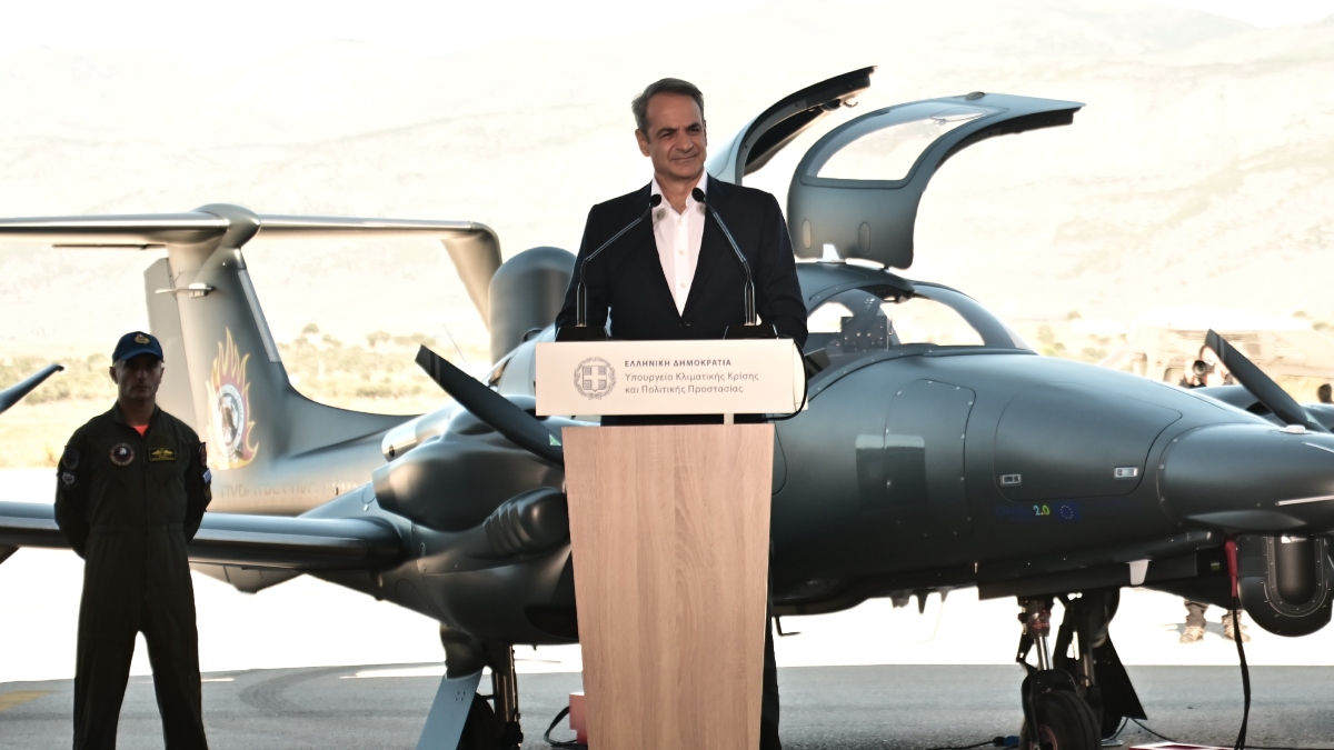 Μητσοτάκης για τα 3 νέα πυροσβεστικά αεροσκάφη: “Η μεγαλύτερη επένδυση στην ανθεκτικότητα της πατρίδας μας”