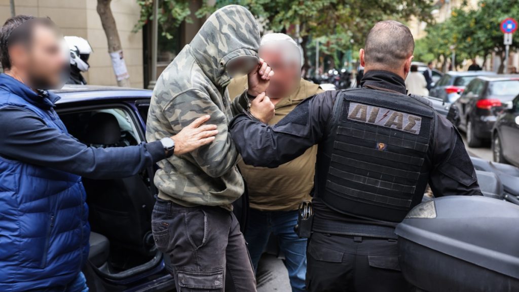 Βορίζια: Τα “περίεργα” τηλεφωνήματα από και προς τις φυλακές λίγο πριν την έκρηξη – Η ΕΛΑΣ ψάχνει ακόμα τον ηθικό αυτουργό