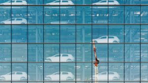 Μείωση του αποτυπώματος άνθρακα με «πράσινο» αλουμίνιο στα αυτοκίνητα